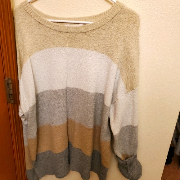 Soft cozy sweater - Picture 1 of 4